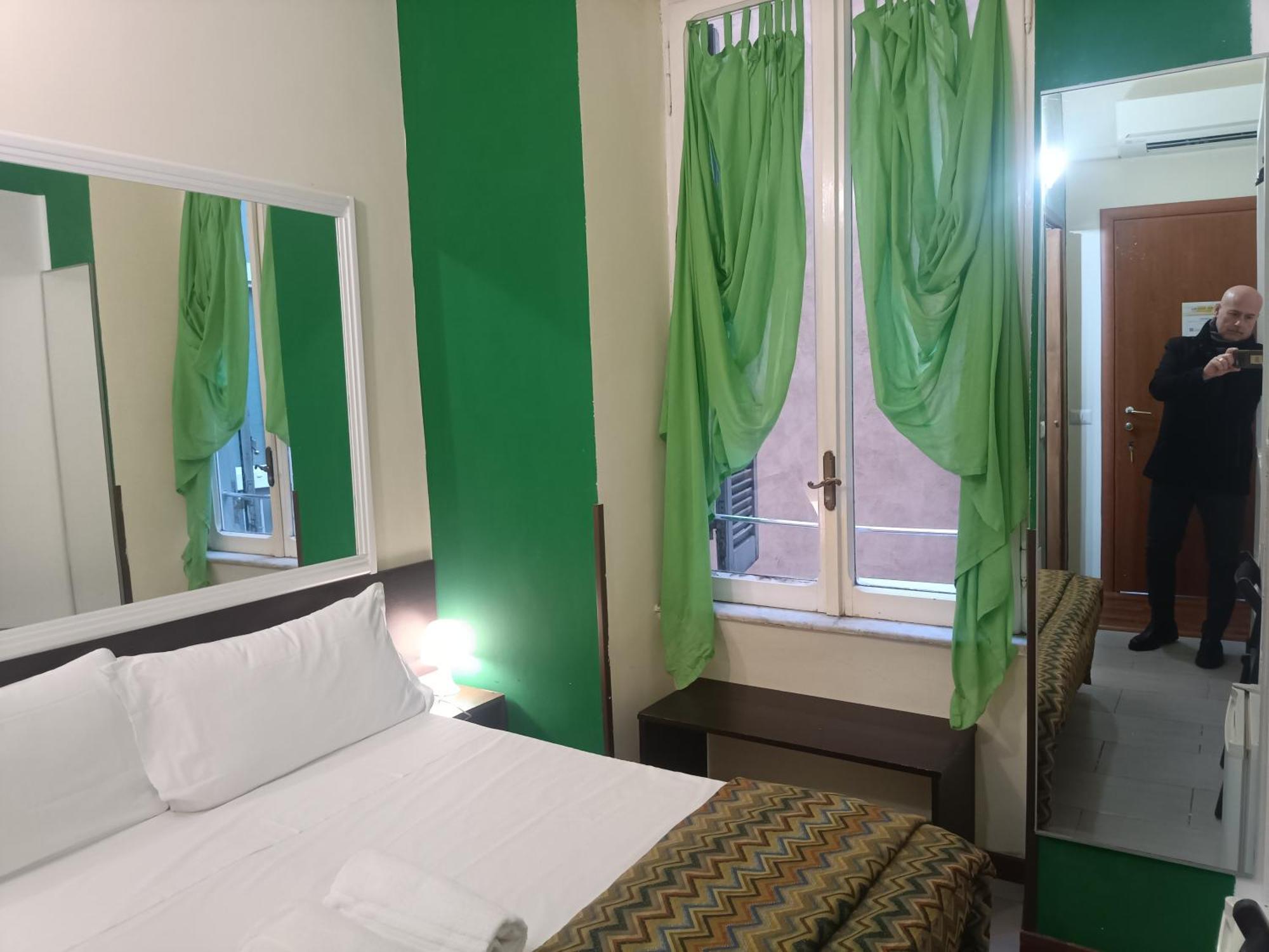 Bed and Breakfast Enjoy Roma Exterior foto
